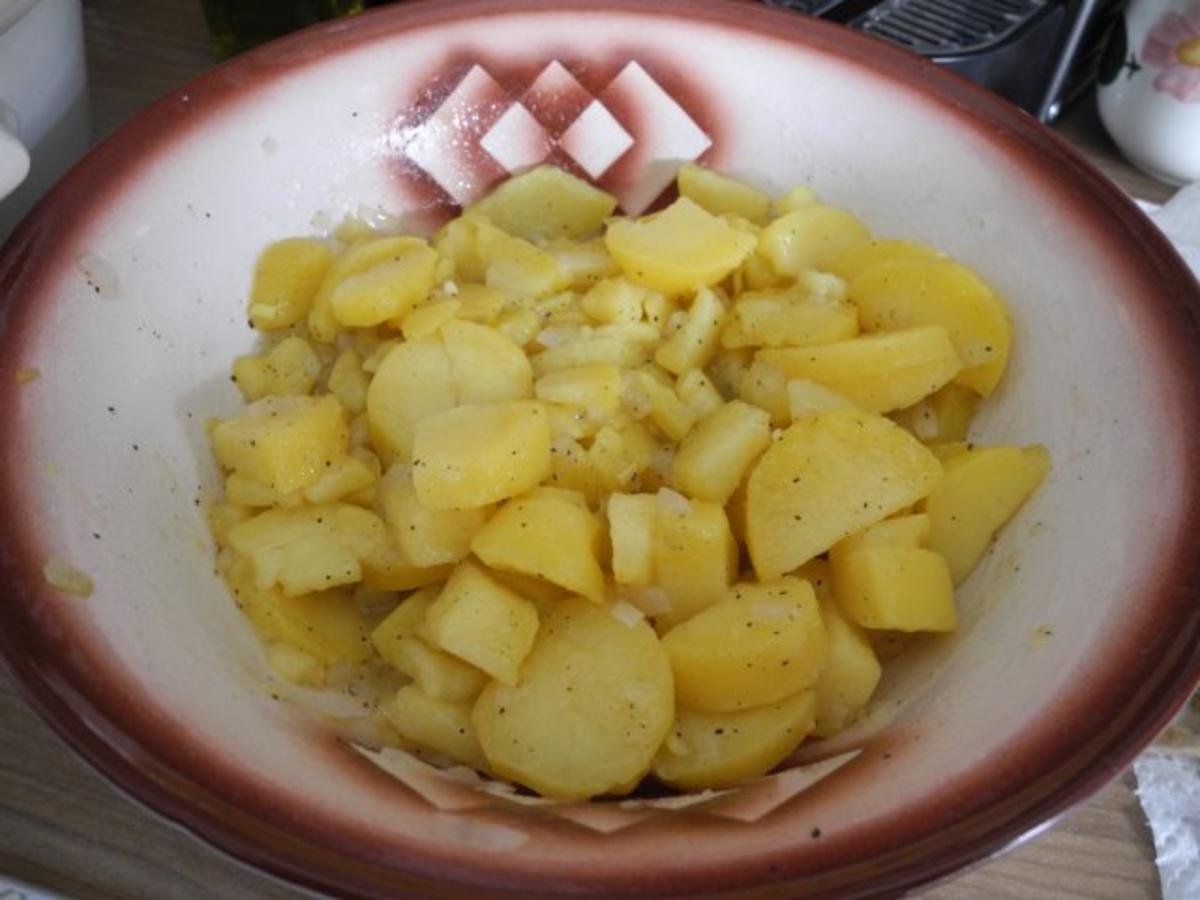 Salat : Bunten Kartoffelsalat mit Wiener Würstchen - Rezept - Bild Nr. 3