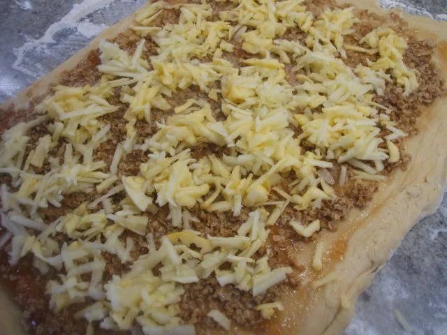 Backen: Marzipan - Hefekuchen mit fruchtiger Füllung - Zwei Jahre KOCHBAR - Rezept - Bild Nr. 10