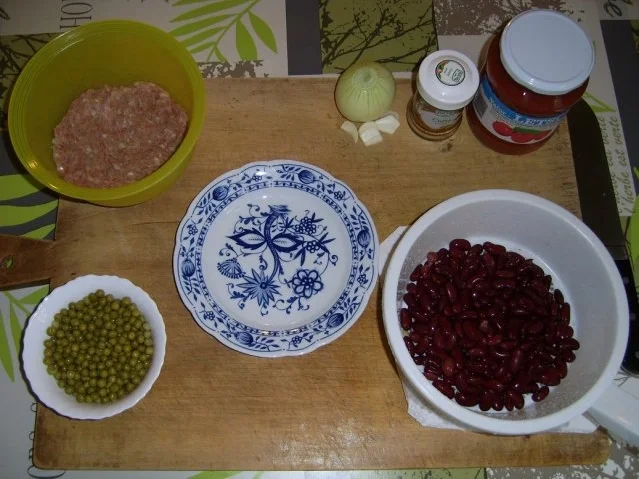 Erbshackbällchen mit Letscho und Bohnen - Rezept - Bild Nr. 4