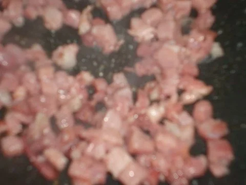 Rezept: Karoffelsuppe mit gerösteten Knobi und Speck-Topping" Bild Nr. 14 Karoffelsuppe mit gerösteten Knobi und Speck-Topping" - Rezept - Bild Nr. 14