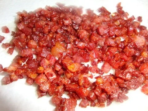 Rezept: Karoffelsuppe mit gerösteten Knobi und Speck-Topping" Bild Nr. 15 Karoffelsuppe mit gerösteten Knobi und Speck-Topping" - Rezept - Bild Nr. 15