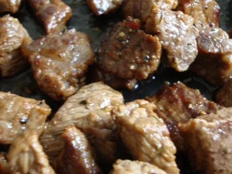 "heiße" Gulaschsuppe mit "Csipetke" - Rezept - Bild Nr. 3