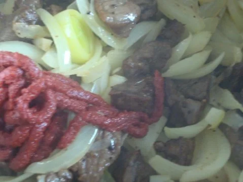 "heiße" Gulaschsuppe mit "Csipetke" - Rezept - Bild Nr. 8