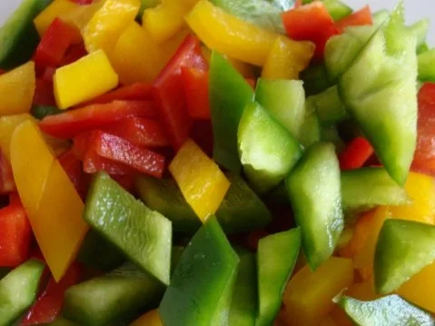 "heiße" Gulaschsuppe mit "Csipetke" - Rezept - Bild Nr. 12