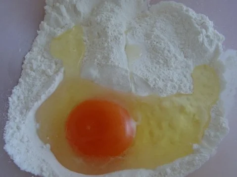 "heiße" Gulaschsuppe mit "Csipetke" - Rezept - Bild Nr. 15