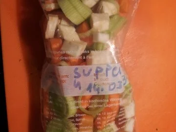 Rezept: Auf Vorrat. Suppengemüse Bild Nr. 3 Auf Vorrat. Suppengemüse - Rezept - Bild Nr. 3