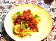Rezept: Gemüsige Hackfleischsoße mit Spaghetti Bild Nr. 7 Gemüsige Hackfleischsoße mit Spaghetti - Rezept - Bild Nr. 7