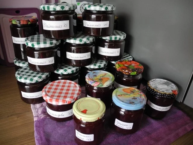 Rezept: Marmelade : Pflaumenmus aus dem Backofen Marmelade : Pflaumenmus aus dem Backofen - Rezept