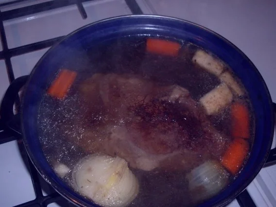 Rezept: Tafelspitz mit Bouillonkartoffeln und Grünen Bohnen Bild Nr. 2 Tafelspitz mit Bouillonkartoffeln und Grünen Bohnen - Rezept - Bild Nr. 2