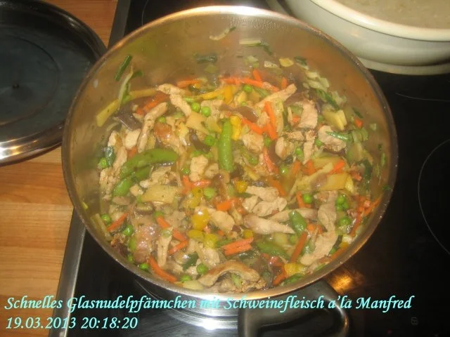 Asiatisch – Schnelles Glasnudelpfännchen mit Schweinefleisch a’la Manfred - Rezept - Bild Nr. 3