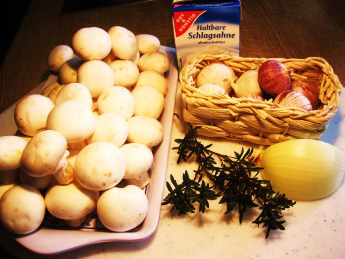 Champignon-Köpfchen in einer köstlichen Rahmsoße - Rezept - Bild Nr. 3