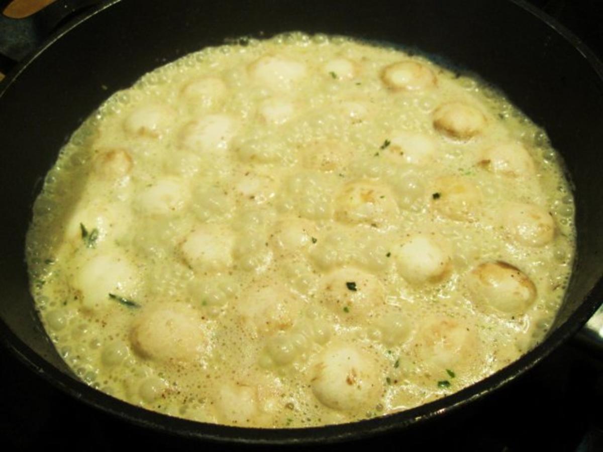 Champignon-Köpfchen in einer köstlichen Rahmsoße - Rezept - Bild Nr. 7