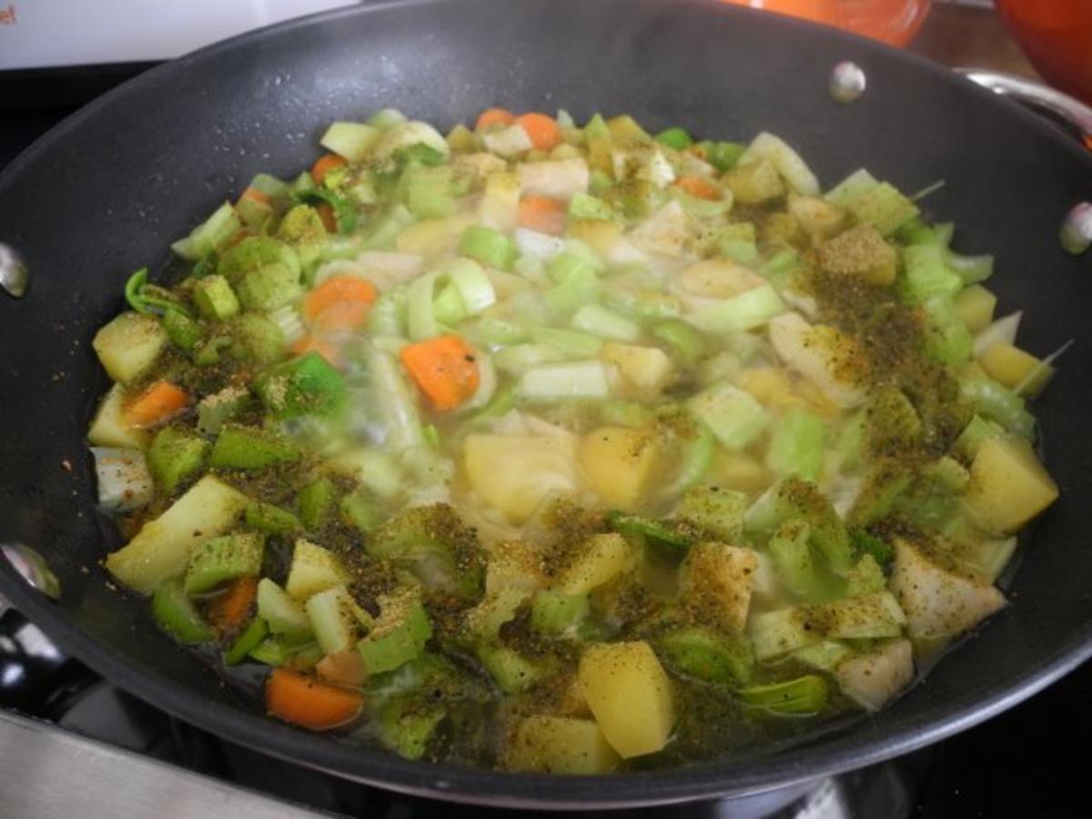 Suppen & Eintöpfe :  Schnelle Gemüsesuppe aus dem Wok - Rezept - Bild Nr. 10