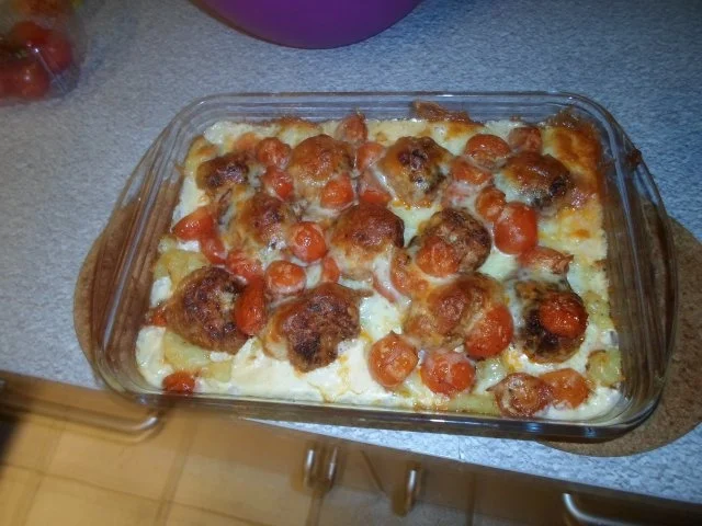 Knoblauchkartoffel-Frikadellen-Gratin - Rezept