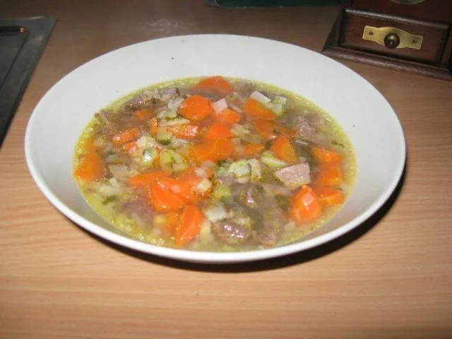 Rezept: Rindfleisch-Gemüsesuppe Rindfleisch-Gemüsesuppe - Rezept