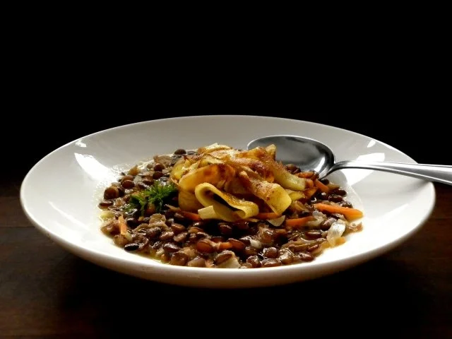 Linsensuppe mit Bratkartoffeln - Rezept