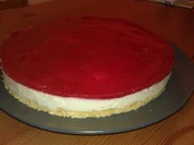 Philadelphia Torte mit Erdbeerspiegel - Rezept