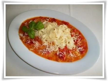 Tagliatelle auf  Paprika-Peperoni Sauce und Grana Padano. - Rezept - Bild Nr. 19