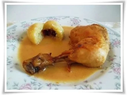 Saftige Hähnchenschenkel mit gefüllten Kartoffelklößen. - Rezept - Bild Nr. 26