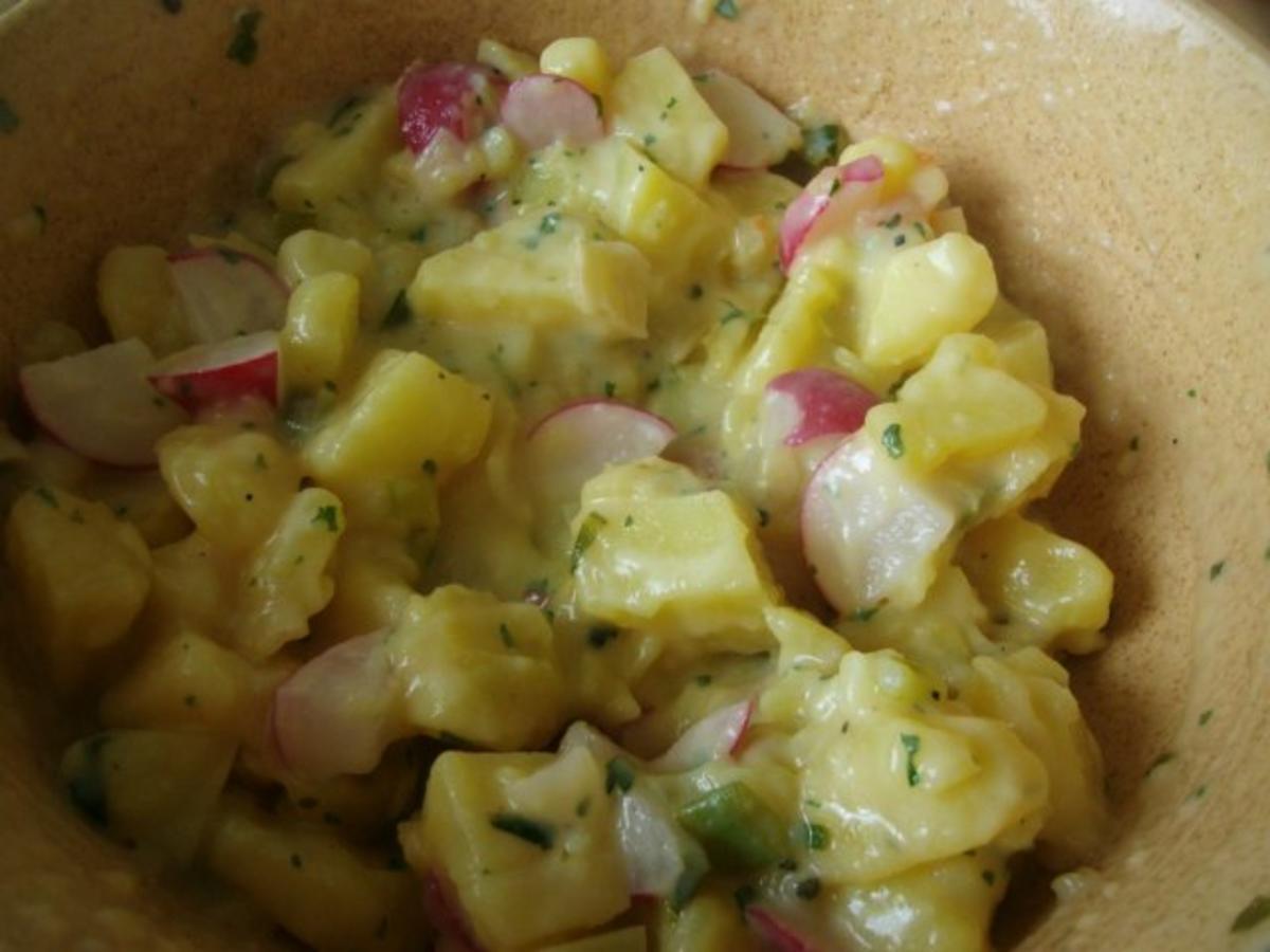 Kartoffelsalat mit Radieschen und Zwiebeln - Rezept - Bild Nr. 7