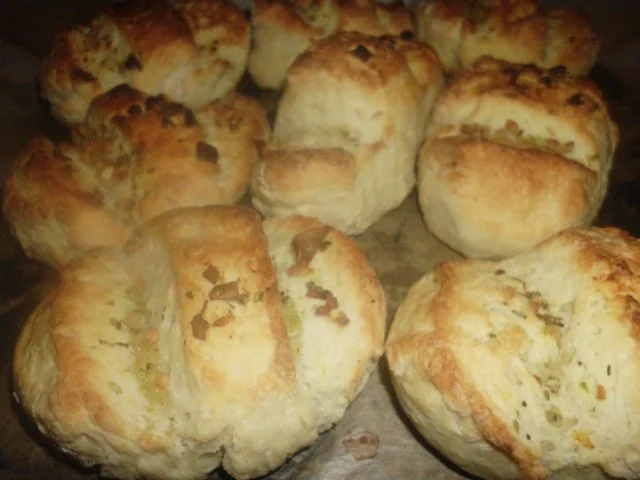 Rezept: Weiche Knoblauchbrötchen Bild Nr. 2 Weiche Knoblauchbrötchen - Rezept - Bild Nr. 2