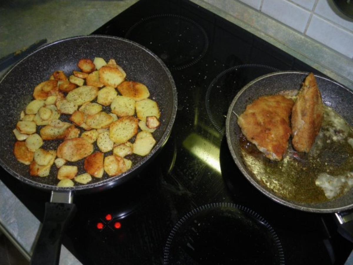 Cordon Bleu vom Schwein mit Bratkartoffeln und Rohkostsalat - Rezept ...
