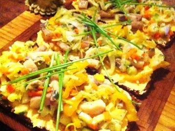 Matjessalat mit allerlei Gemüse - Rezept