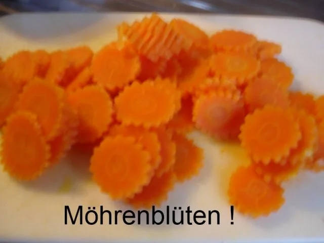 Möhrencremesuppe mit Möhrenblüteneinlage - Rezept - Bild Nr. 8