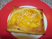 Pfirsich-Blätterteig-Kissen - Rezept