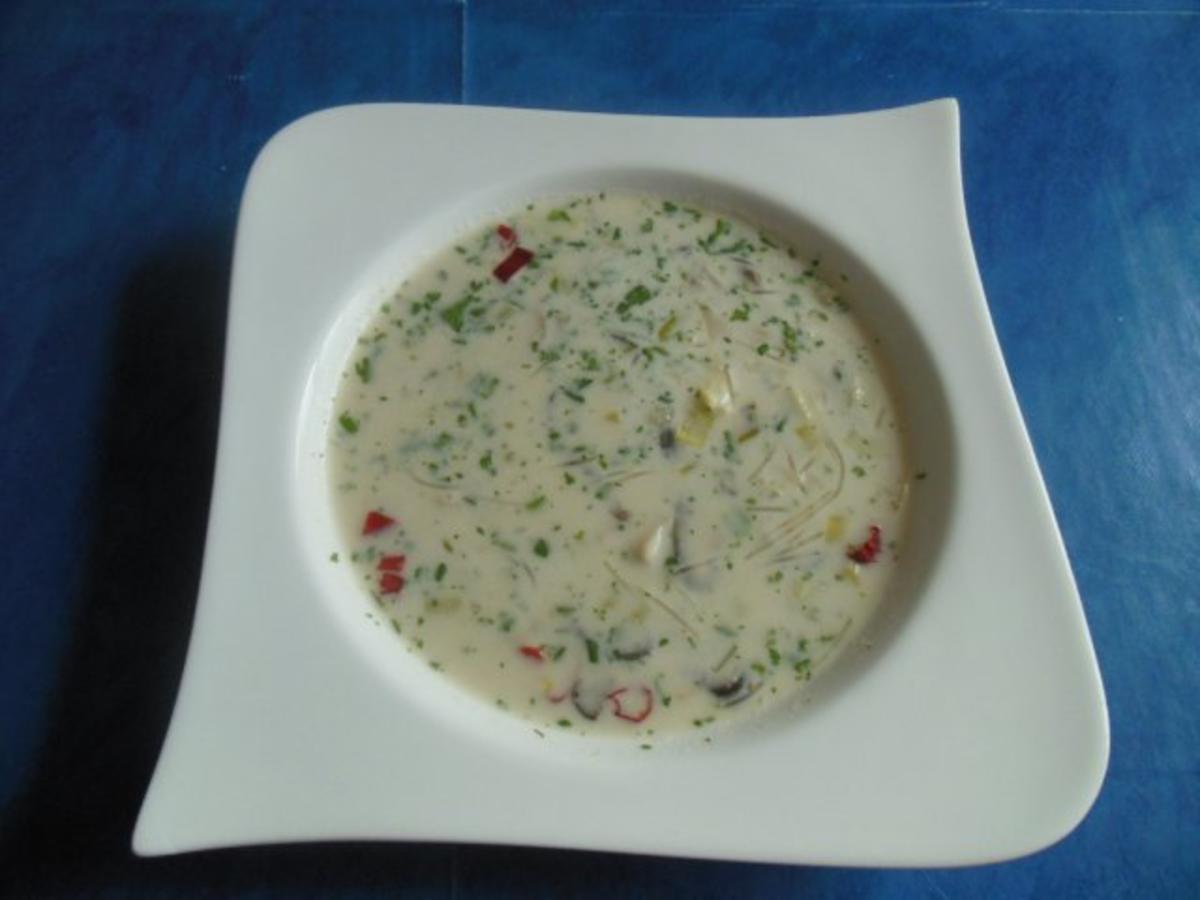 Bilder für Suppe: Kokos-Limettensuppe Rezept