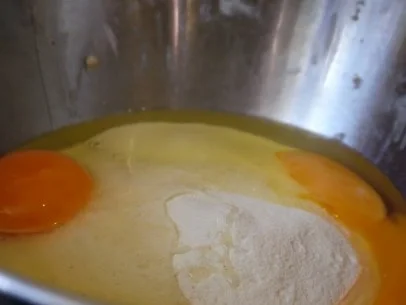 Spaghetti mit Thymian-Mandel-Pesto und Chilibröseln - Rezept - Bild Nr. 2