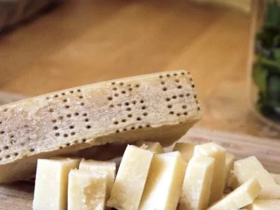 Spaghetti mit Thymian-Mandel-Pesto und Chilibröseln - Rezept - Bild Nr. 6