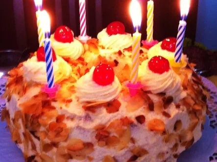 Geburtstagsbuttercremetörtchen Frankfurter Kranz - Rezept