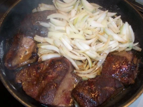 Rinderleber mit Zwiebeln - Rezept - Bild Nr. 3