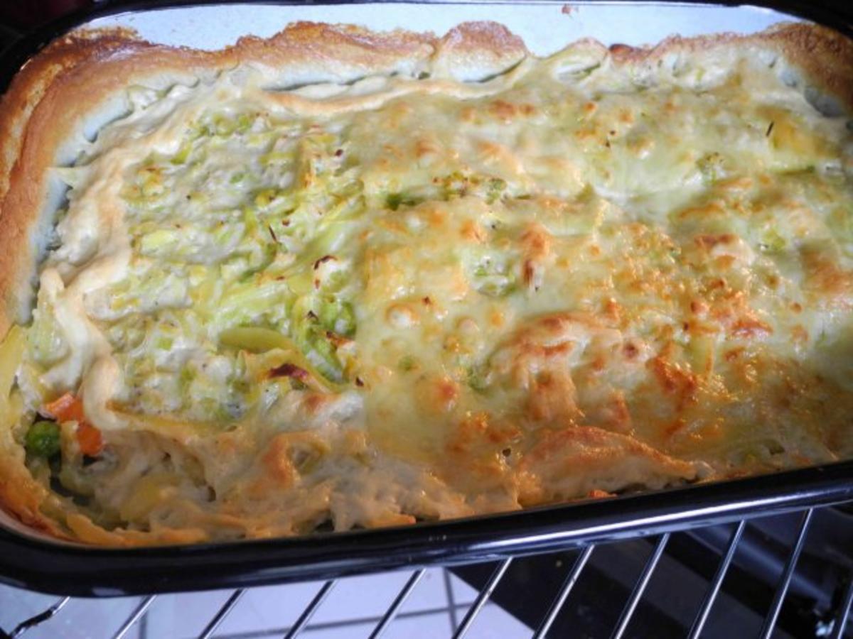 Aus dem Backofen : Raspelauflauf mit gedünstetem Tilapia - Rezept ...