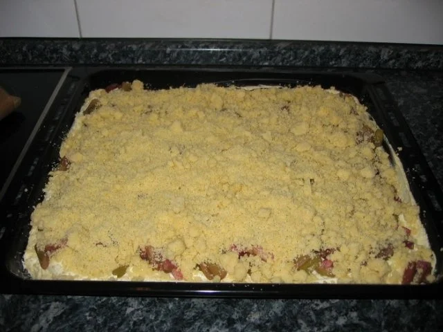 Rhabarber-Streuselkuchen - Rezept - Bild Nr. 5