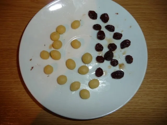 Rumrosinen-Marzipan-Pralinen - Rezept - Bild Nr. 2