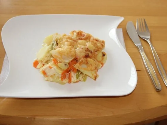 Rezept: Kartoffel- Lauch- Karottengratin mit einer Thymiannote Bild Nr. 5 Kartoffel- Lauch- Karottengratin mit einer Thymiannote - Rezept - Bild Nr. 5