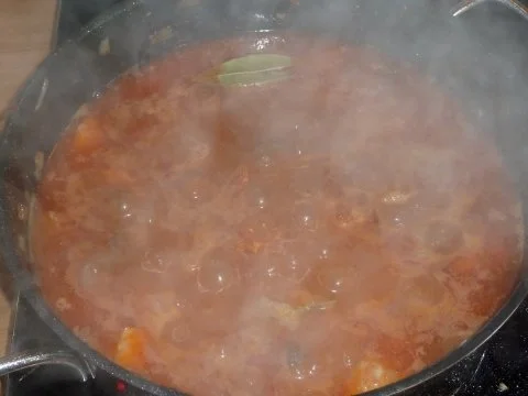 Rezept: Sauerkraut-Gulasch Bild Nr. 3 Sauerkraut-Gulasch - Rezept - Bild Nr. 3