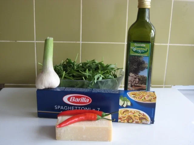 Rezept: Ruccola - Knoblauch - Spagetti Bild Nr. 2 Ruccola - Knoblauch - Spagetti - Rezept - Bild Nr. 2