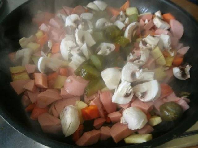 Würstchengulasch mit  Gemüse - Rezept - Bild Nr. 7