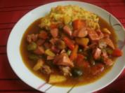 Würstchengulasch mit  Gemüse - Rezept
