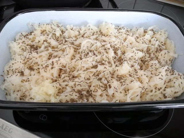 Gemüsebeilage : Fruchtiges Sauerkraut - Rezept - Bild Nr. 2