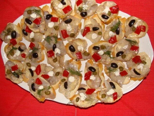 Rezept: Abendbrot : Gebeiztes Zanderfilet mit Haut Abendbrot : Gebeiztes Zanderfilet mit Haut - Rezept