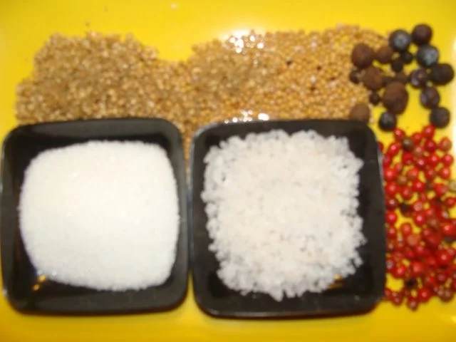 Rezept: Abendbrot : Gebeiztes Zanderfilet mit Haut Bild Nr. 4 Abendbrot : Gebeiztes Zanderfilet mit Haut - Rezept - Bild Nr. 4