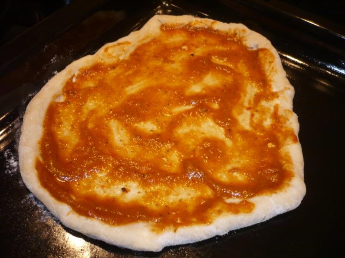 Hefefreie Pizza mit saftigem Schafskäserand (histaminfrei) - Rezept - Bild Nr. 5