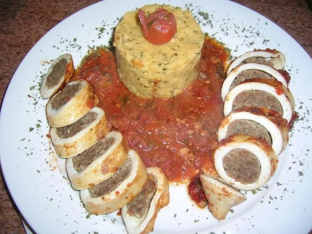 Rezept: Tintenfischtuben gefüllt, sardische Art Bild Nr. 3 Tintenfischtuben gefüllt, sardische Art - Rezept - Bild Nr. 3