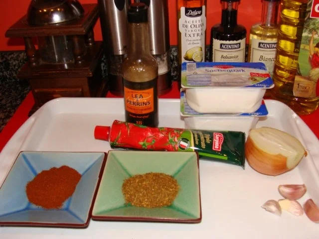 Rezept: Brotaufstrich : Opito's Tomatencreme, Olivencreme. Bild Nr. 3 Brotaufstrich : Opito's Tomatencreme, Olivencreme. - Rezept - Bild Nr. 3