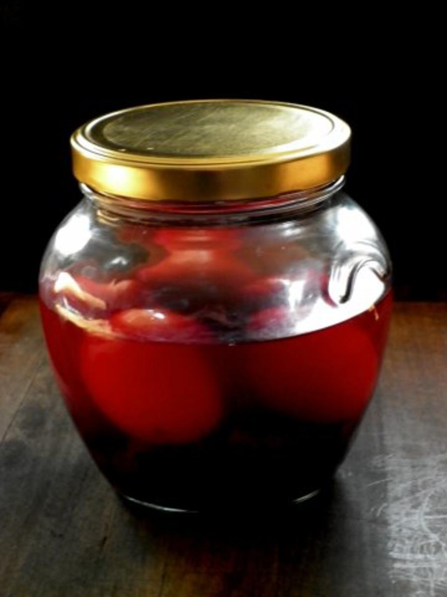 Rezept: Rosarote Eier mit Radicchio Bild Nr. 2 Rosarote Eier mit Radicchio - Rezept - Bild Nr. 2