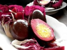 Rosarote Eier mit Radicchio - Rezept